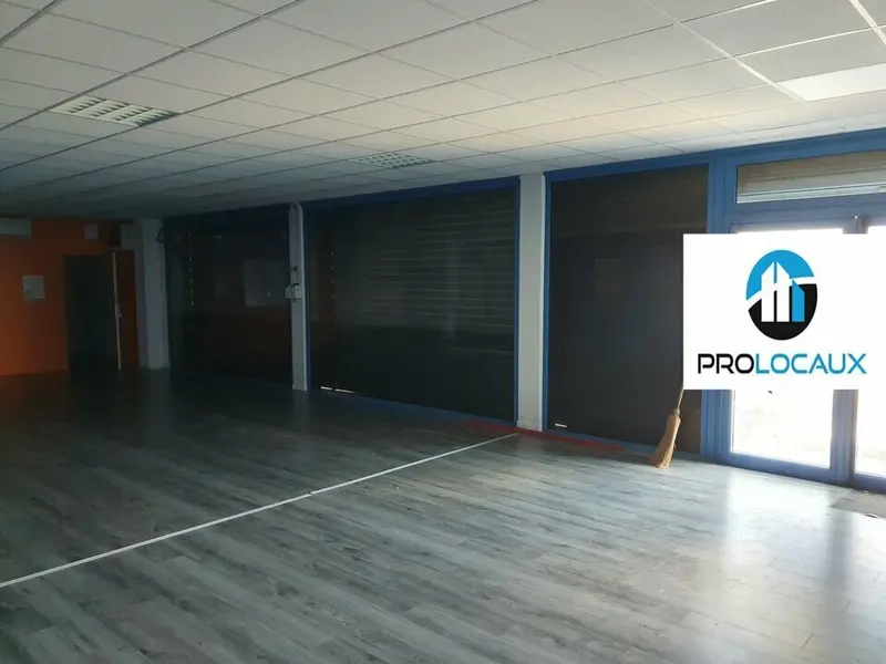 Local Commercial à louer - Fontanil-Cornillon (38120) - 635 m² - 4 908 €/mois