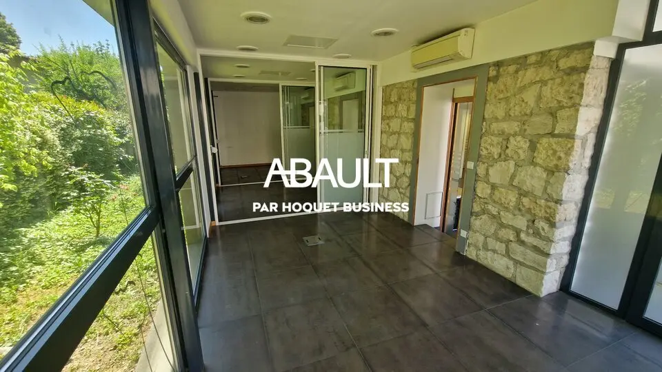 Local Commercial à louer - Toulouse (31400) - 150 m² - 1 800 €/mois