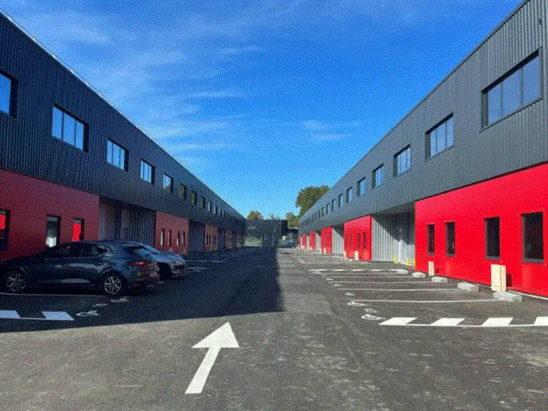 Entrepôt / Activité à louer - Tresses (33370) - 2503 m² - 19 208 €/mois