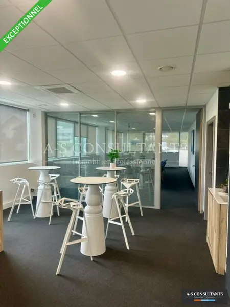 Bureau à louer - Albertville (73200) - 357 m² - 5 950 €/mois