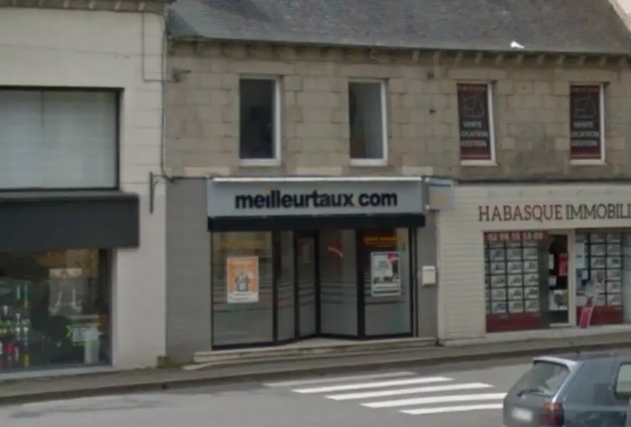 A VENDRE - BUREAUX -  CENTRE DE LANDIVISIAU 