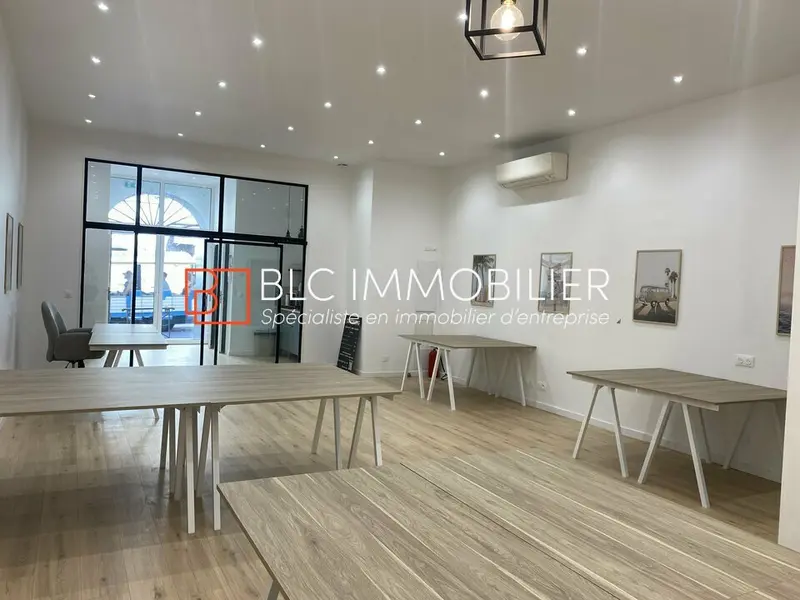 LOCAL COMMERCIAL A LOUER 75 m2 13008 MARSEILLE