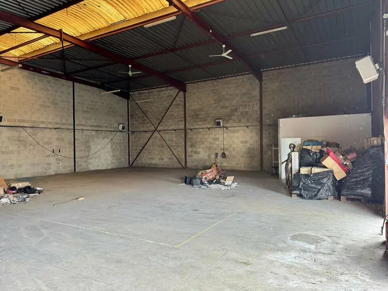 Entrepôt / Activité à louer - Saint-Soupplets (77165) - 370 m² - 2 340 €/mois