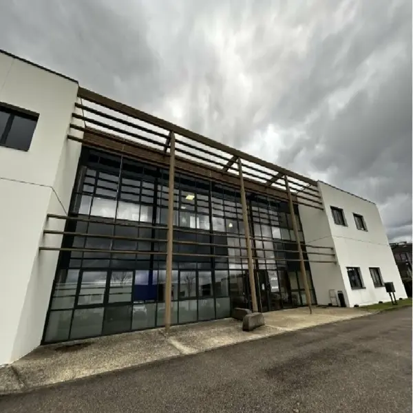 Bureau à louer - Saint-Priest (69800) - 1909 m² - 20 680 €/mois