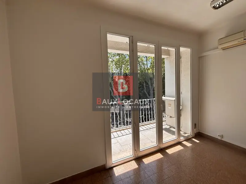 Bureau à vendre - Avignon (84000) - 90 m²