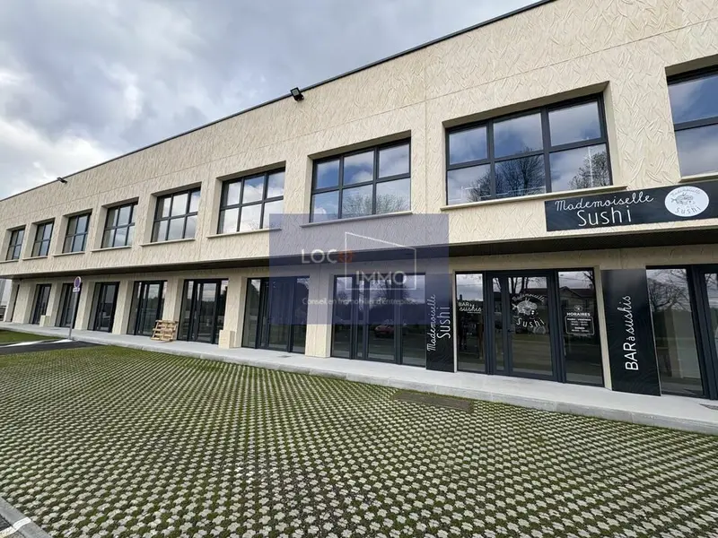 Local Commercial à louer - Pompignac (33370) - 76 m² - 950 €/mois