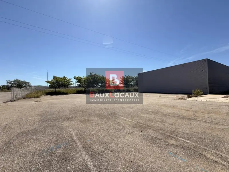 Entrepôt / Activité à louer - Montélimar (26200) - 500 m² - 4 500 €/mois