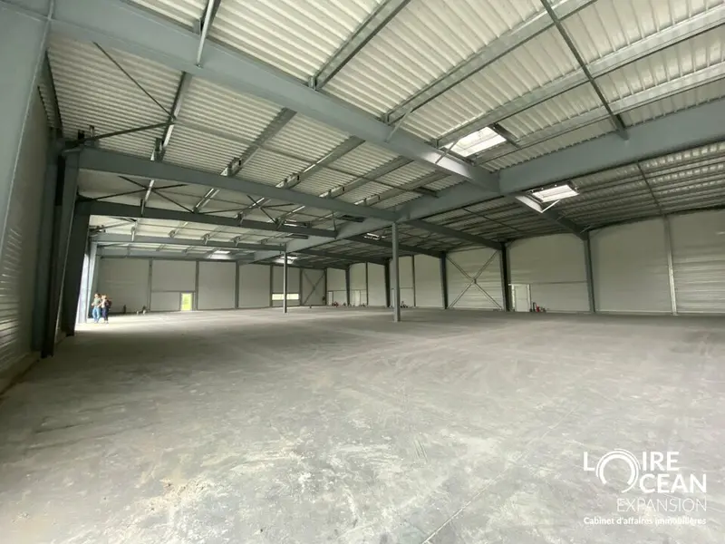 Local Commercial à louer - Le Loroux-Bottereau (44430) - 1172 m² - 10 743 €/mois
