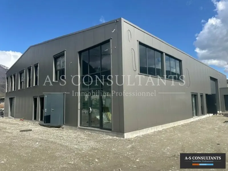 Entrepôt / Activité à louer - Sainte-Hélène-Sur-Isère (73460) - 147 m² - 1 50...