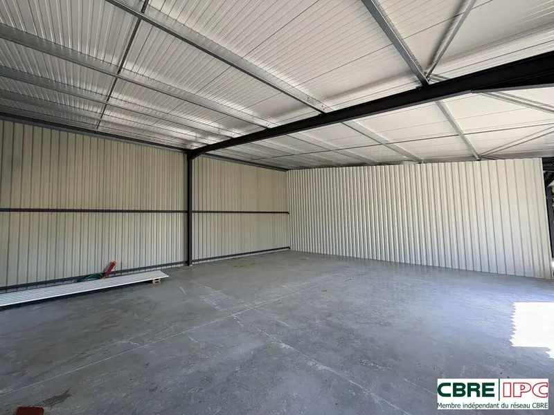 Entrepôt / Activité à louer - Bardos (64520) - 240 m² - 1 800 €/mois