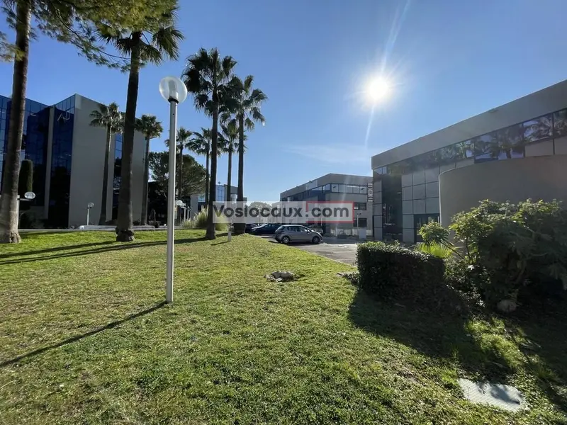 Location : bureaux de 425 m² à Nice Ouest - Quartier Méridia