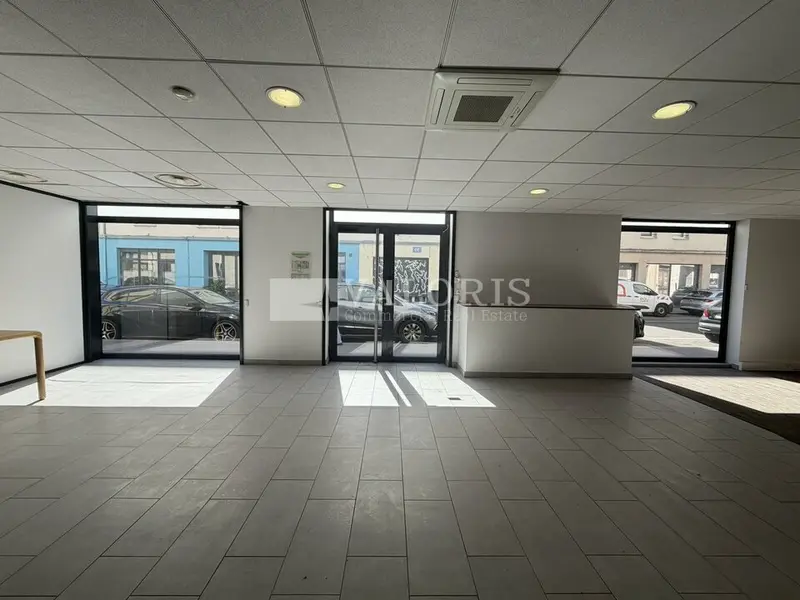 A louer Local commercial  270m² Lyon 07