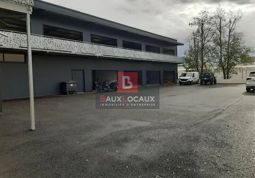 LOCAL COMMERCIAL NEUF- 750 M² A AMENAGER