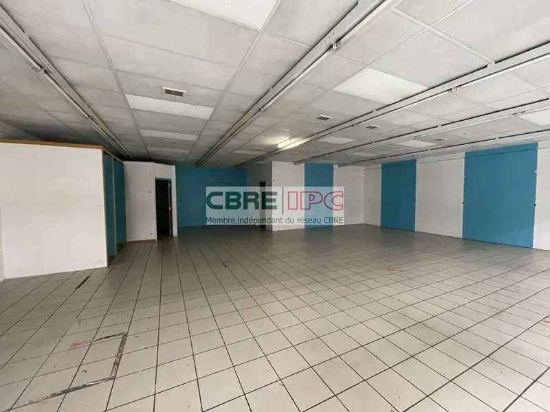 LOCATION - REF : 8316JF2
