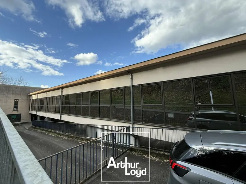Bureaux à vendre avec parking- Tulle - Proche zone commerciale