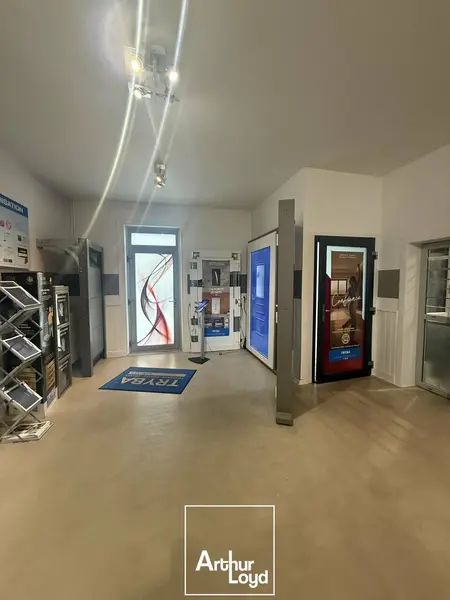 Entrepôt / Activité à vendre - Brive-La-Gaillarde (19100) - 295 m²
