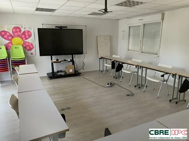 LOCATION - REF : 8361YA 