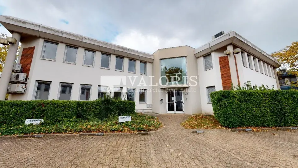 Bureau à louer - Bron (69500) - 379 m² - 3 850 €/mois