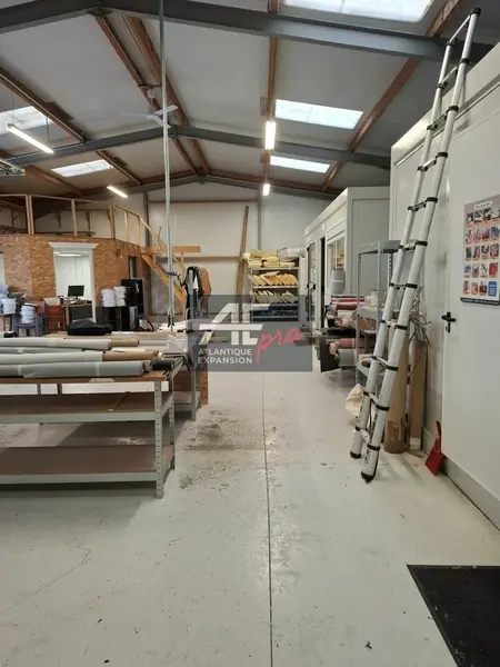 A louer Locaux d'activité 145m² Montoir-de-Bretagne