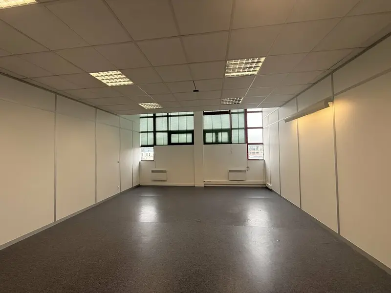 A louer Bureaux 92m² Beauvais
