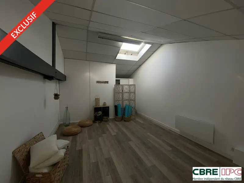 Local Commercial à louer - Bayonne (64100) - 170 m² - 2 050 €/mois