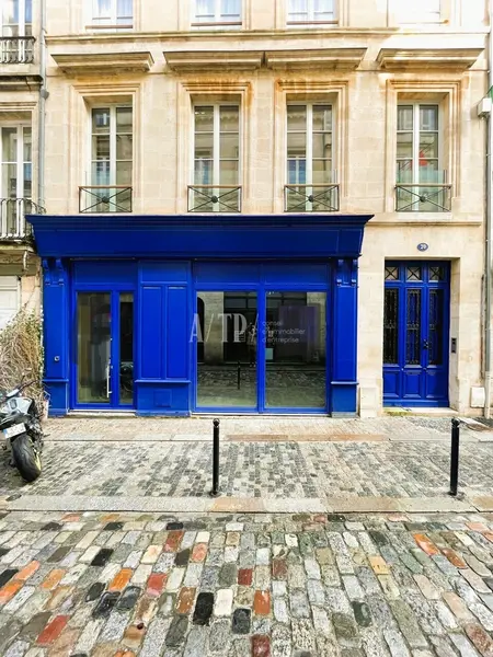 Local Commercial à louer - Bordeaux (33000) - 124 m² - 2 500 €/mois