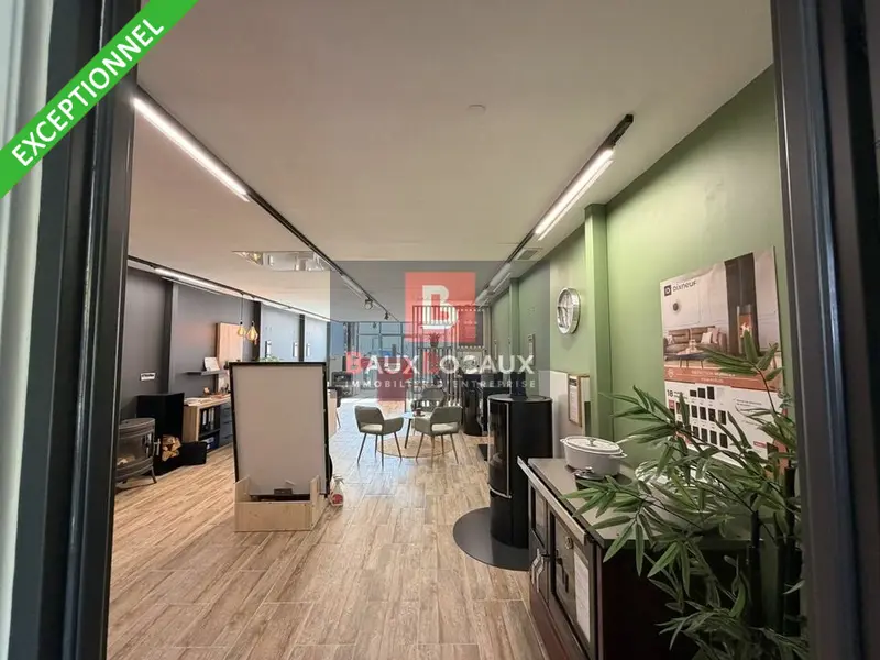 Local Commercial à louer - Vedène (84270) - 260 m² - 3 433 €/mois