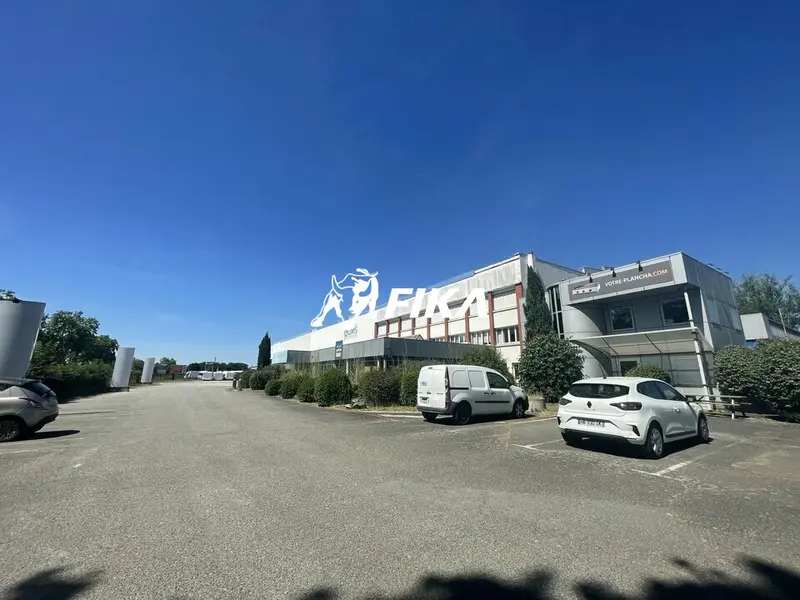 À LOUER - LOCAL D'ACTIVITÉ 4 268 m² - LESPINASSE (31)