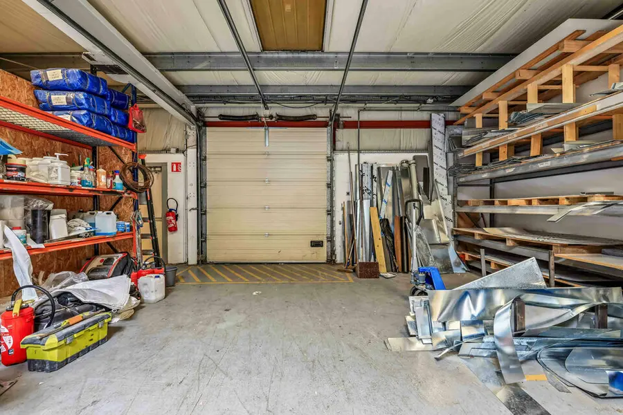 Entrepôt / Activité à vendre - Thorigny-Sur-Marne (77400) - 1310 m²