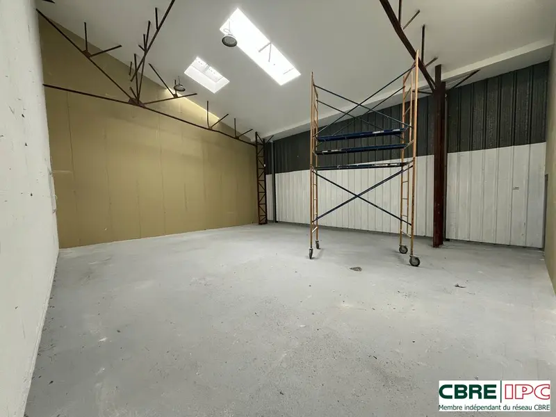 Entrepôt / Activité à louer - Anglet (64600) - 88 m² - 973 €/mois