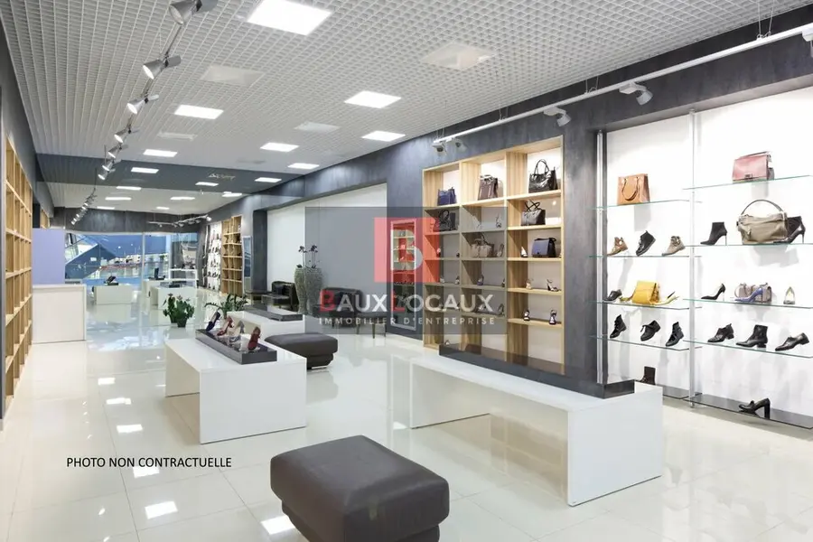 Local Commercial à vendre - Salon-De-Provence (13300) - 45 m² - 220 000 €