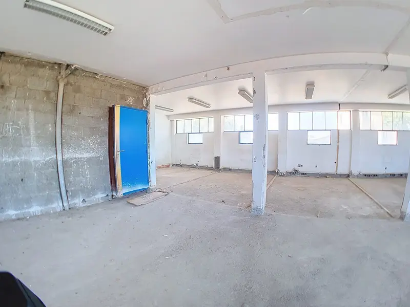 Bureau à vendre - Berre-L'Étang (13130) - 585 m²