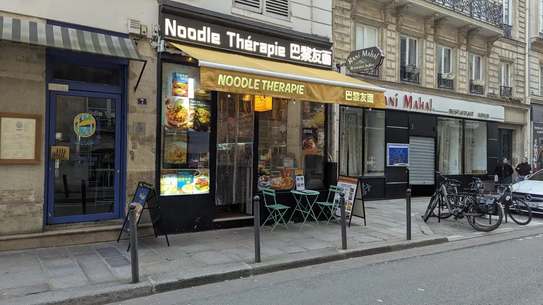 NOODLE THERAPIE - PARIS 2 - EMPLACEMENT N°1 - CLE EN MAIN