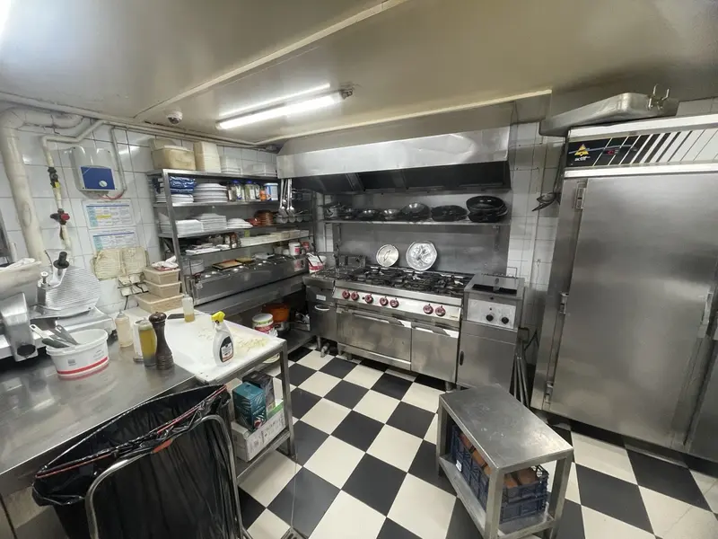 Fonds de commerce à vendre - Restauration - Paris 20 (75020) - 355 500 €
