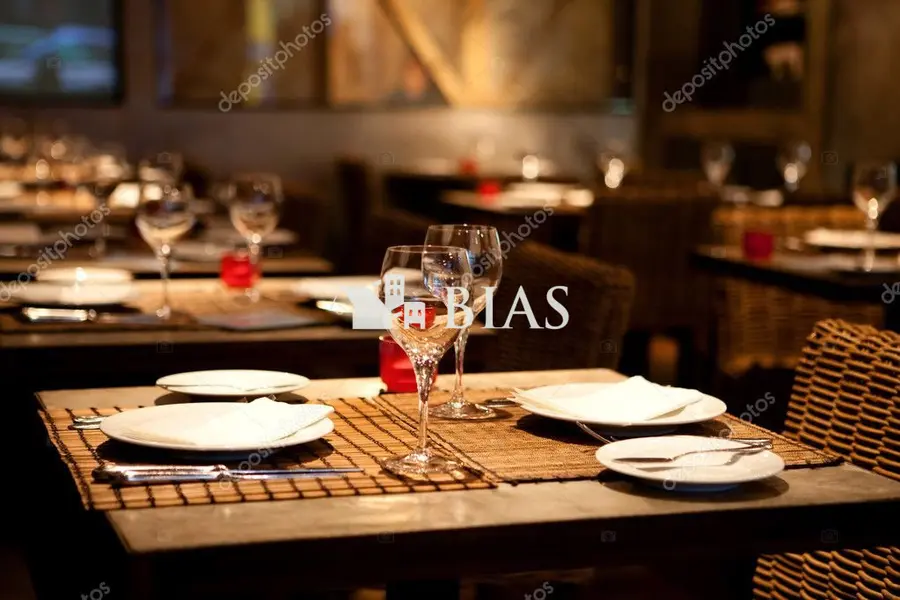 Fonds de commerce à vendre - Cafés et bars - Anet (28260) - 528 000 €