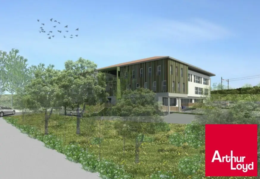 ST JEAN DE LUZ, proche autoroute, A LOUER BUREAU NEUF 30 M² 