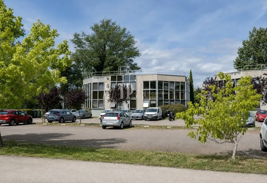 A louer Bureaux 170.05m² Bruges