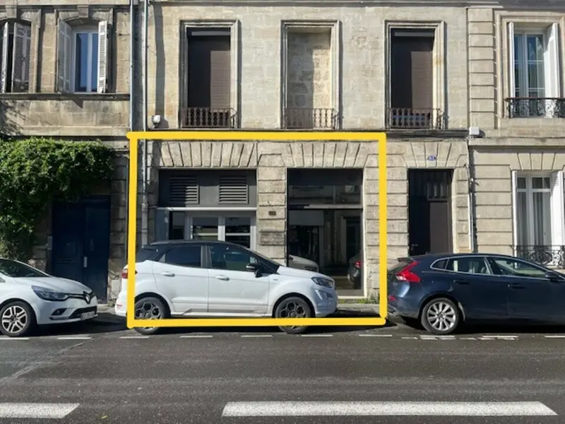 BUREAU ERP AVEC VITRINEL A VENDRE BORDEAUX CHARTRONS 94 M²