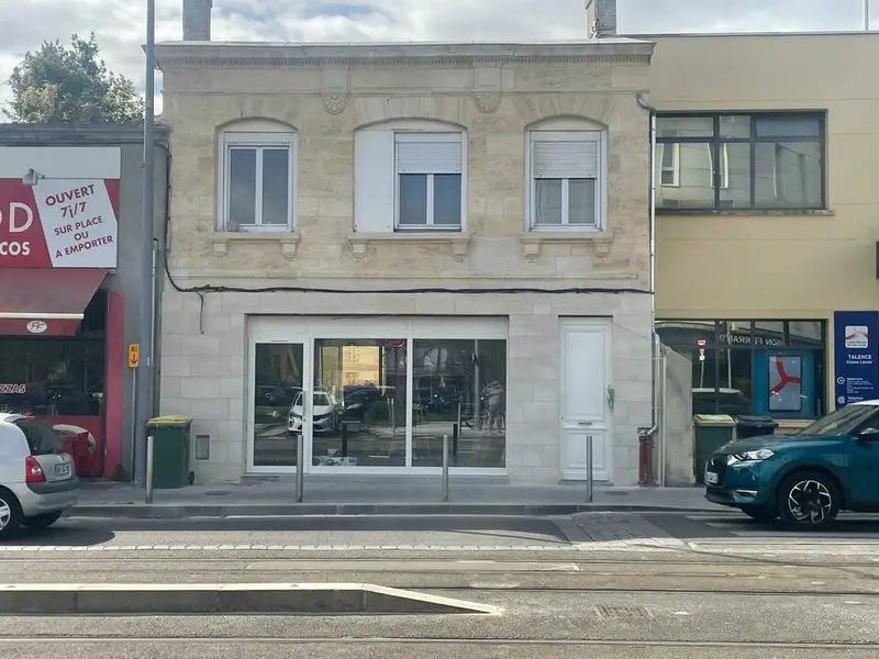 LOCAL COMMERCIAL A LOUER TALENCE FORUM EXTRACTION LICENCE 4