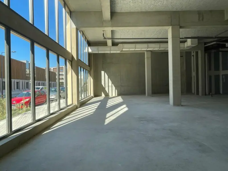 LOCAL D'ACTIVITE A VENDRE - BORDEAUX BRAZZA
