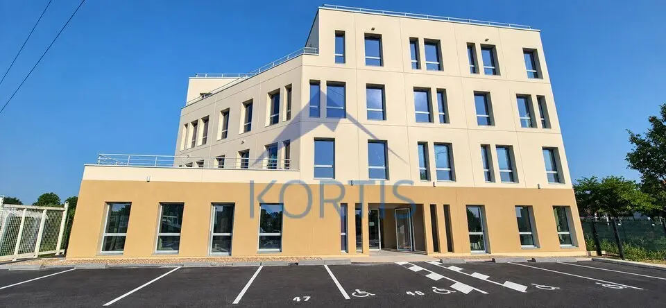 Vente/Location - Bureaux neufs - 238 m² divisibles à partir de 66 m²
