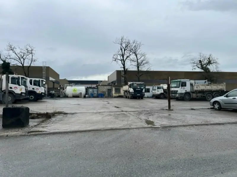 A Louer - Terrain à usage industriel et de stockage - Le Haillan