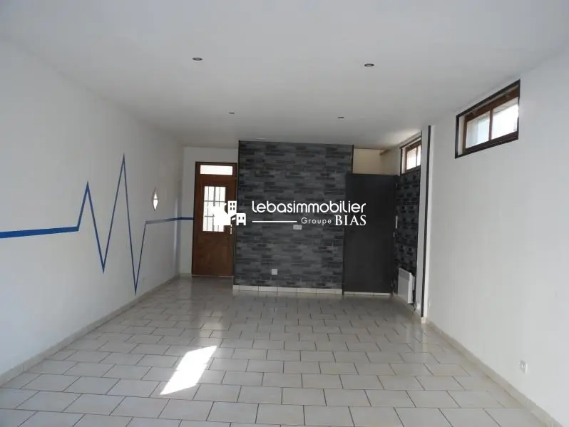 LOCAL COMM. OU PROFESS. LILLEBONNE - 71 m2